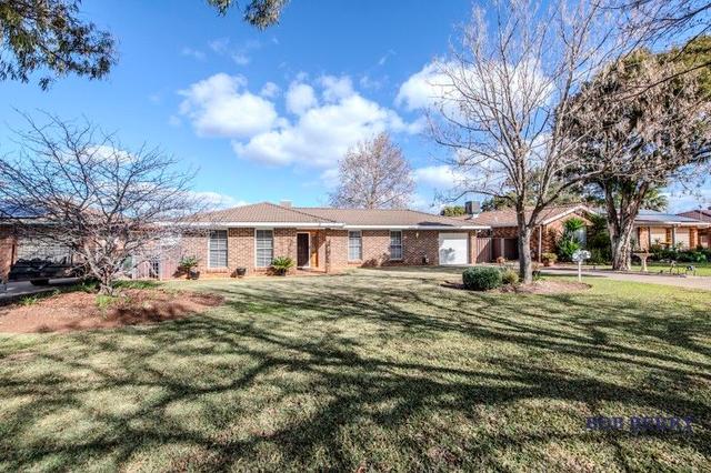 137 Birch Avenue, NSW 2830