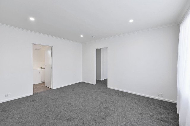 12/3 Royal Ave, VIC 3041