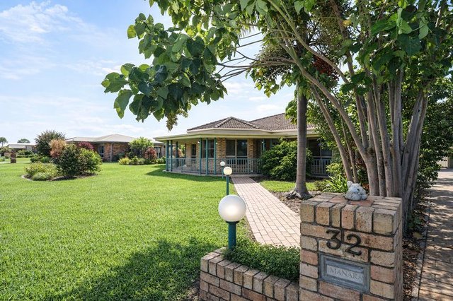 32 Gainsborough Drive, QLD 4807