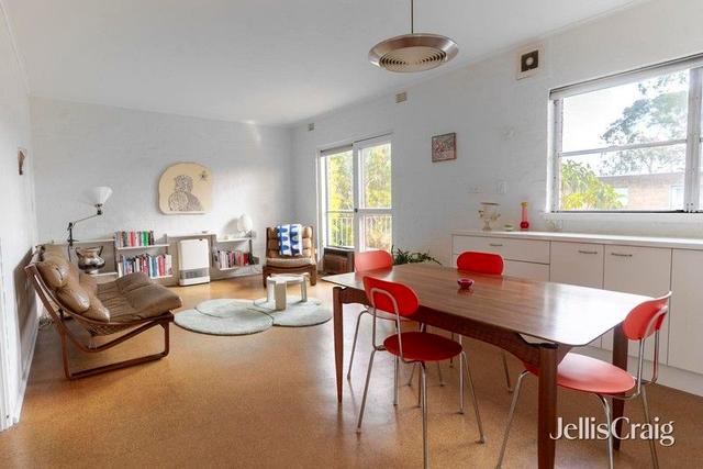 D2-4/81 O'Shanassy Street, VIC 3051