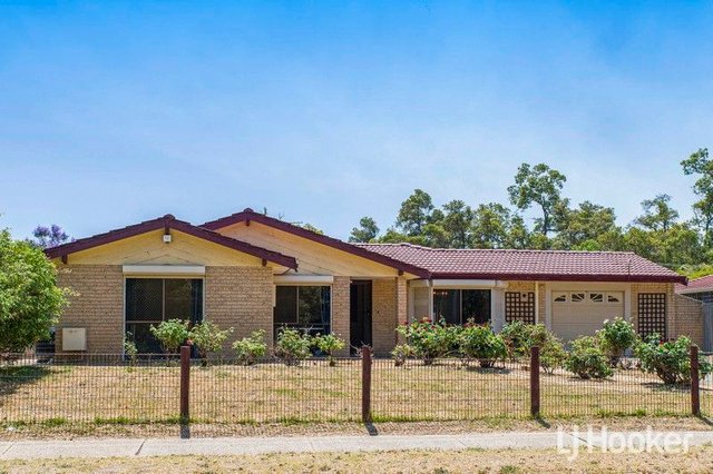20 Burslem Drive, WA 6108