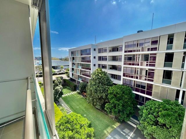 17 Grandstand Parade, NSW 2017