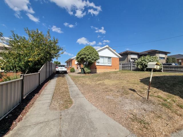 6 Field Street, VIC 3064