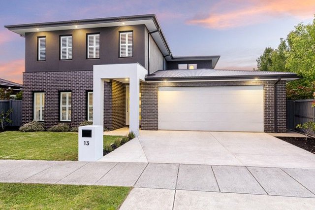 13 Aspect Parade, VIC 3350