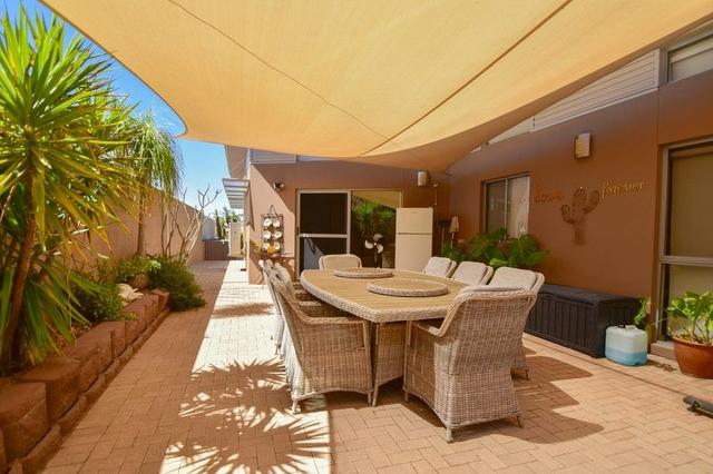 2/32 Larapinta Drive, NT 0870