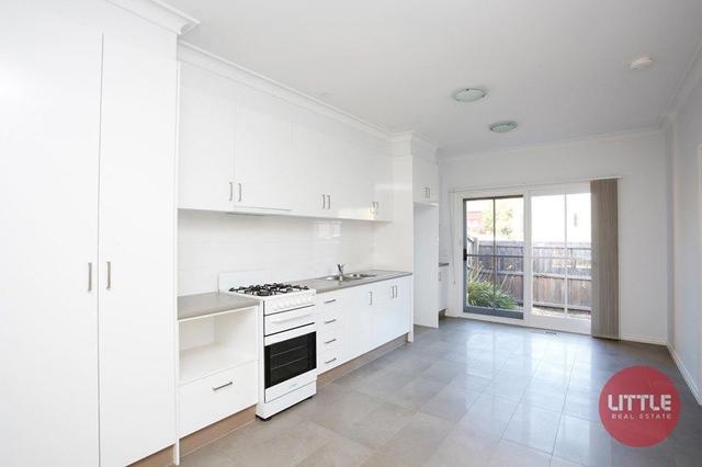2/1 Brenbeal Street, VIC 3103