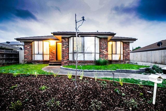 77 Warana Drive, VIC 3976