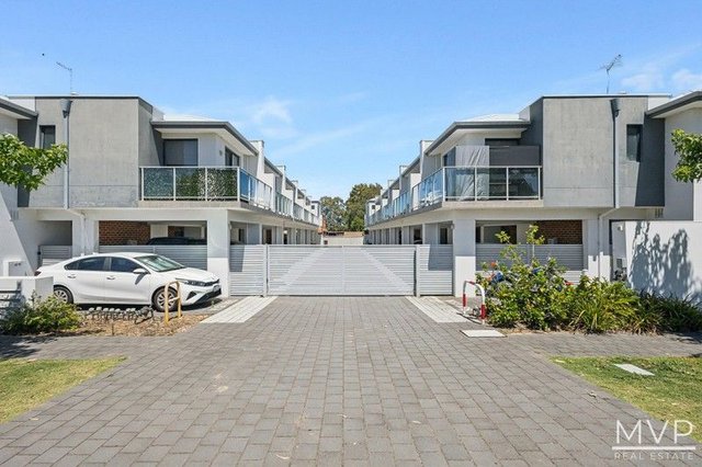 13/13 Coolbellup Avenue, WA 6163