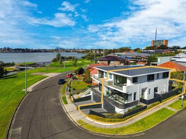 32A Sanders Parade, NSW 2137
