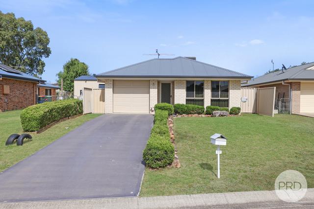 24A Nowland Crescent, NSW 2340