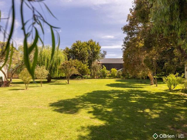 43 Honeysuckle Grove, VIC 3922