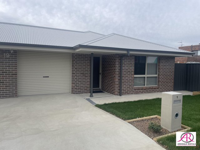 1/19 Naughten Ave, NSW 2350