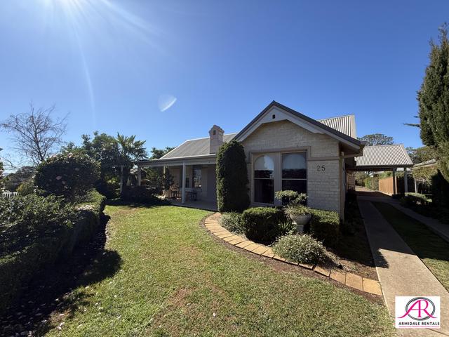 25 The Boulevarde, NSW 2350