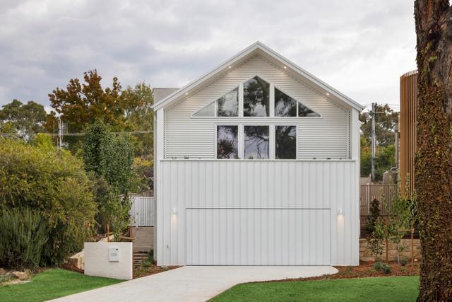 10 Emery St, ACT 2611