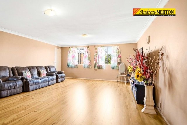 10/5-9 Fourth  Avenue, NSW 2148