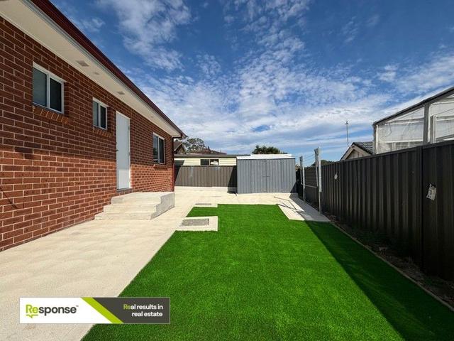 32a Nairana  Drive, NSW 2148
