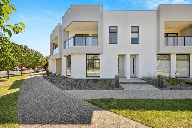 8 Hill Smith Boulevard, SA 5011