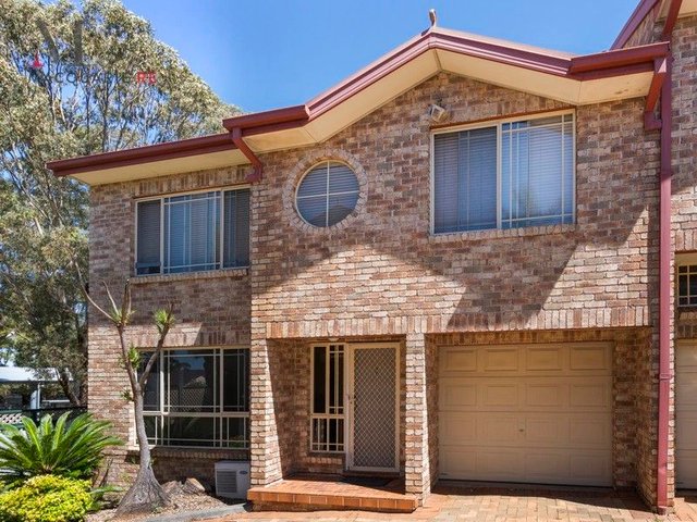 2/21 Furlong Avenue, NSW 2170
