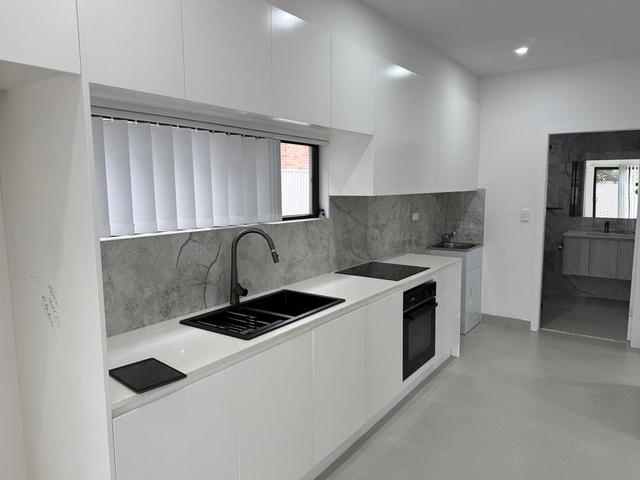 137A River Avenue, NSW 2165