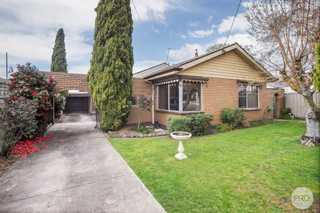 2 Godwin Street, VIC 3355