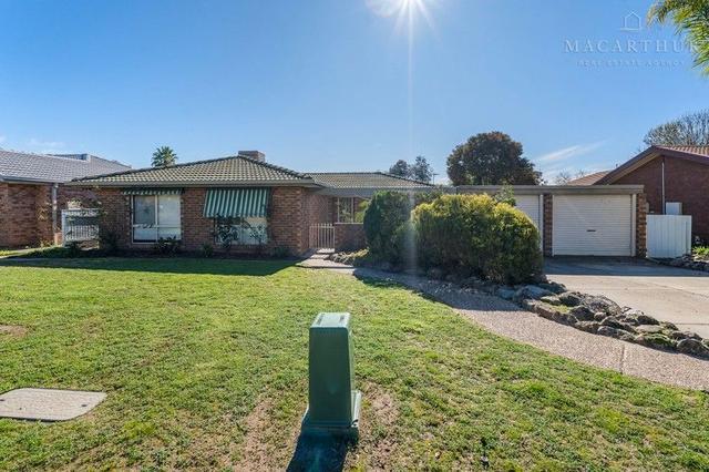 50 Balleroo Crescent, NSW 2650