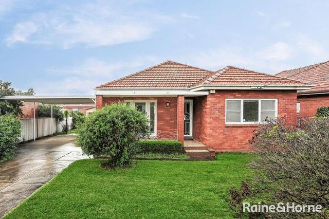 14 Moorefield Ave, NSW 2217