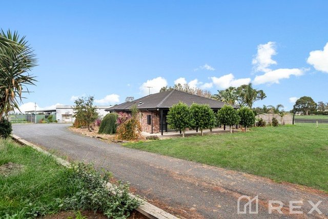 12 Hamilton Court, VIC 3912