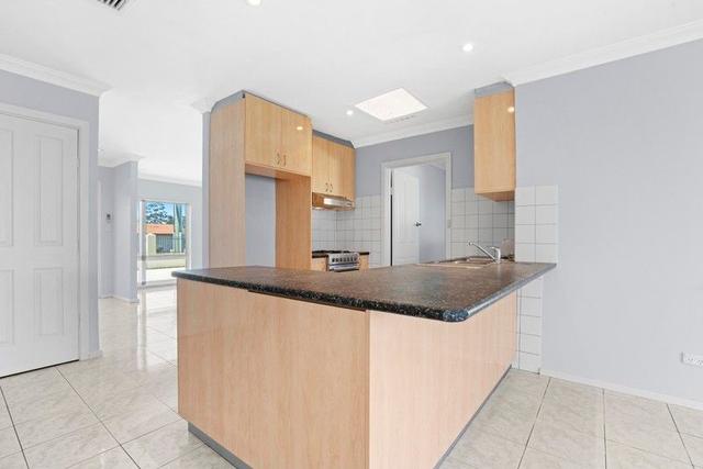 11 Okewood Way, WA 6062