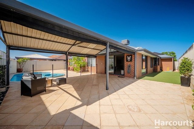 21 Keanefield Drive, WA 6031