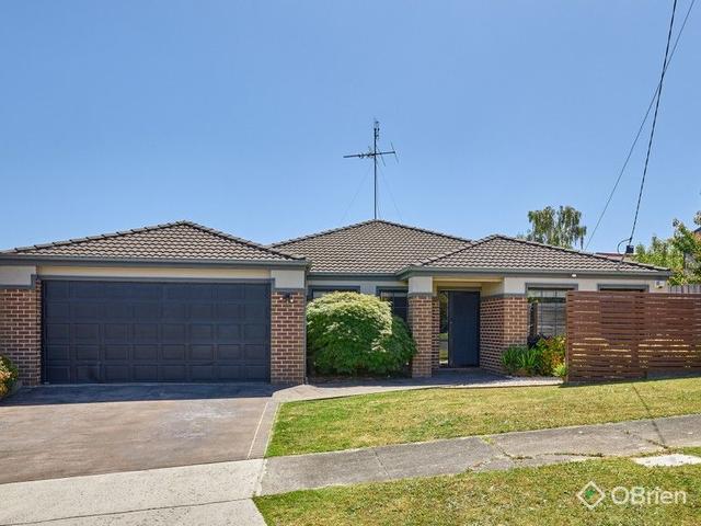 10 Leonis Court, VIC 3825