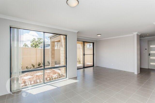 2 Vickridge Close, WA 6162