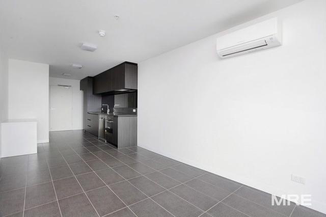 621/15 Clifton Street, VIC 3181