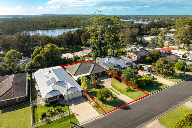 82 River Road, NSW 2540