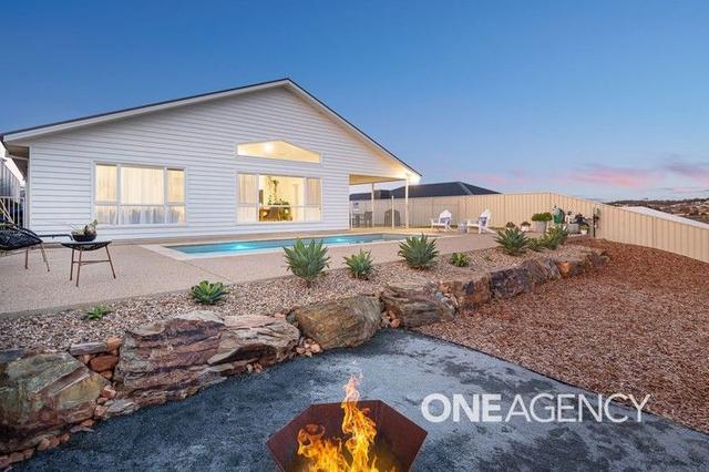 18 Ah-Ket Avenue, NSW 2650