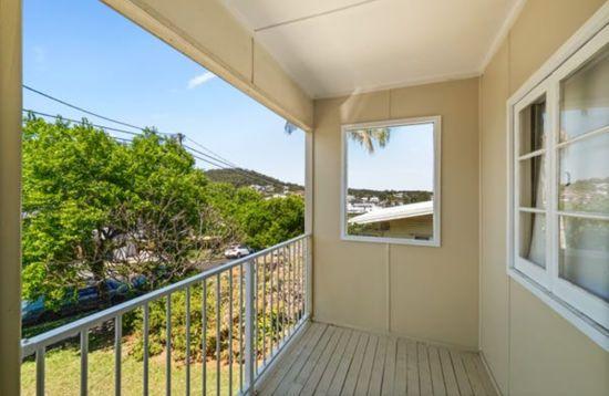 54 Gordon Pde, QLD 4122