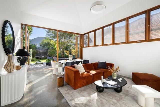 83 Seaview Street, NSW 2093
