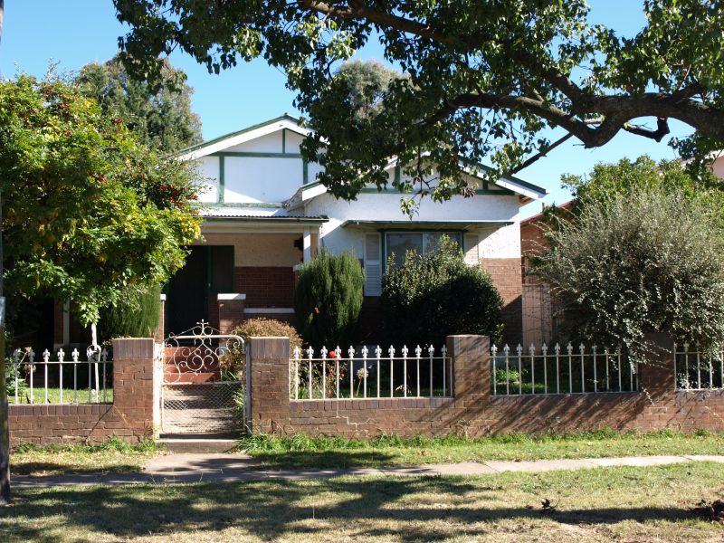 8 Belmore Street, Goulburn NSW 2580 Allhomes