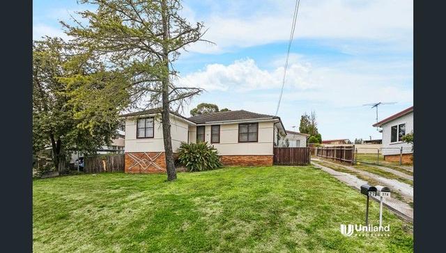 27 Dawn Drive, NSW 2147