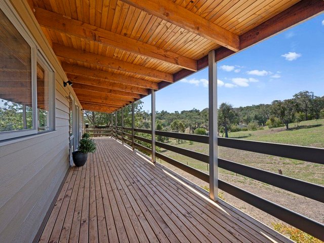27 Fossickers Trail, VIC 3723