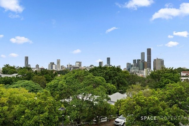 16/16-24 Lower Clifton Terrace, QLD 4059
