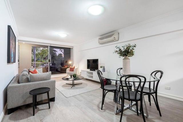 2/134 Mounts Bay Road, WA 6000