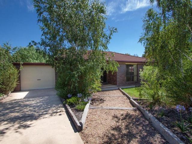 9 Matheson Place, NSW 2650