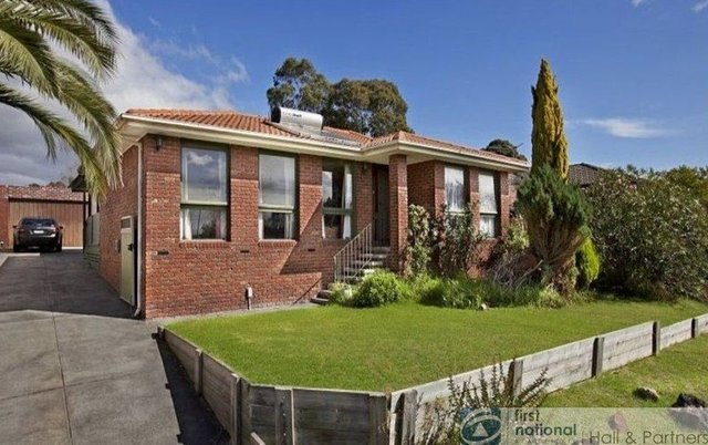 17 Clifton Way, VIC 3802