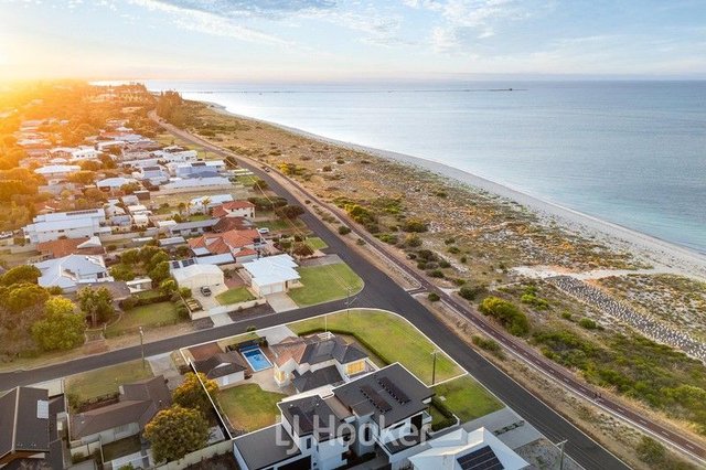 944 Geographe Bay Road, WA 6280