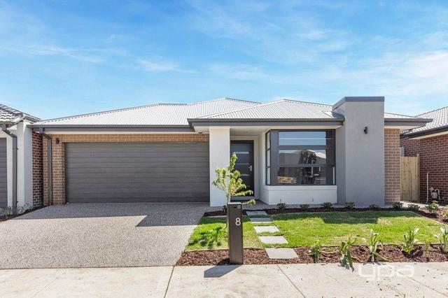 8 Starthistle Approach, VIC 3335