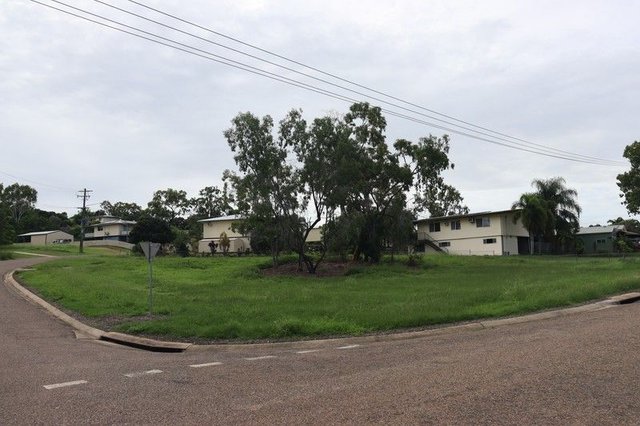 5 Shrubsole St, QLD 4804