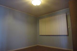 Bedroom 2 (2012-04-21)