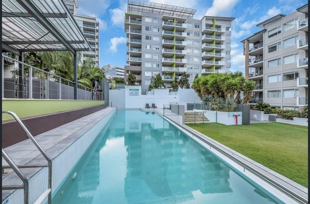 212/51 Hope Street, QLD 4000