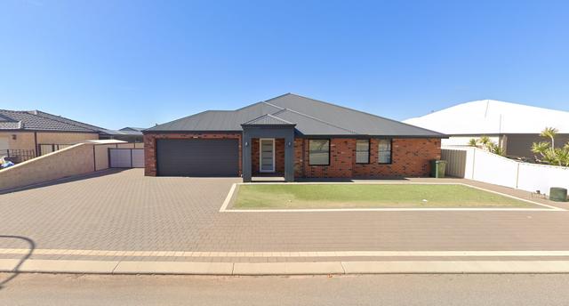 3 Wild Rose Approach, WA 6530