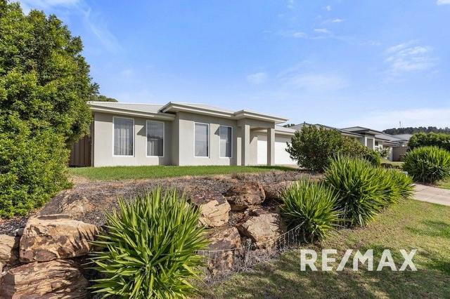 33 Strickland Drive, NSW 2650